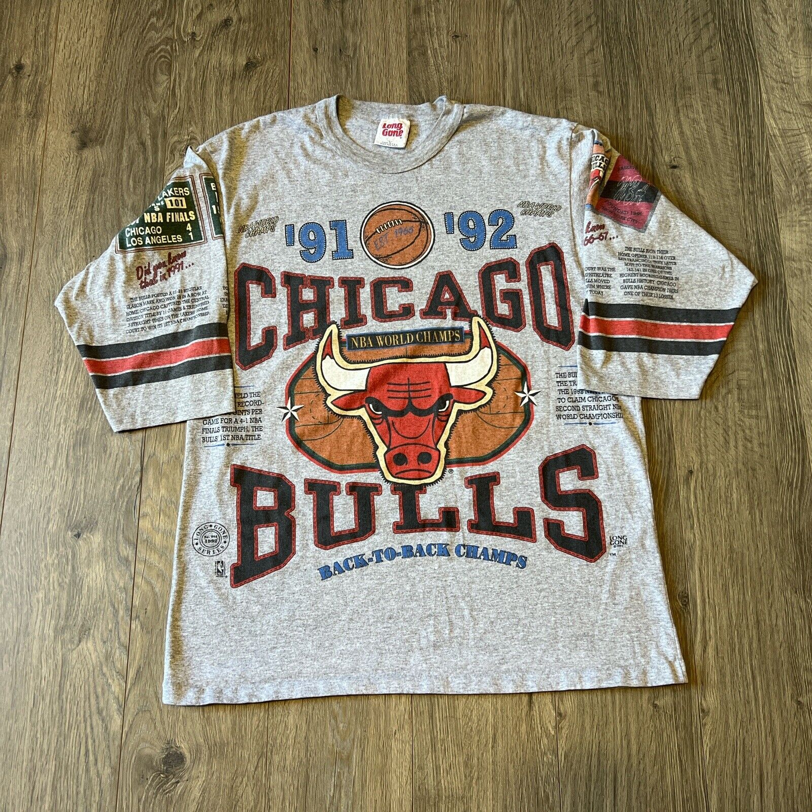 RARE Vintage 90s Chicago Bulls Back 2 Back Champs Long Gone NBA T Shirt Size L 