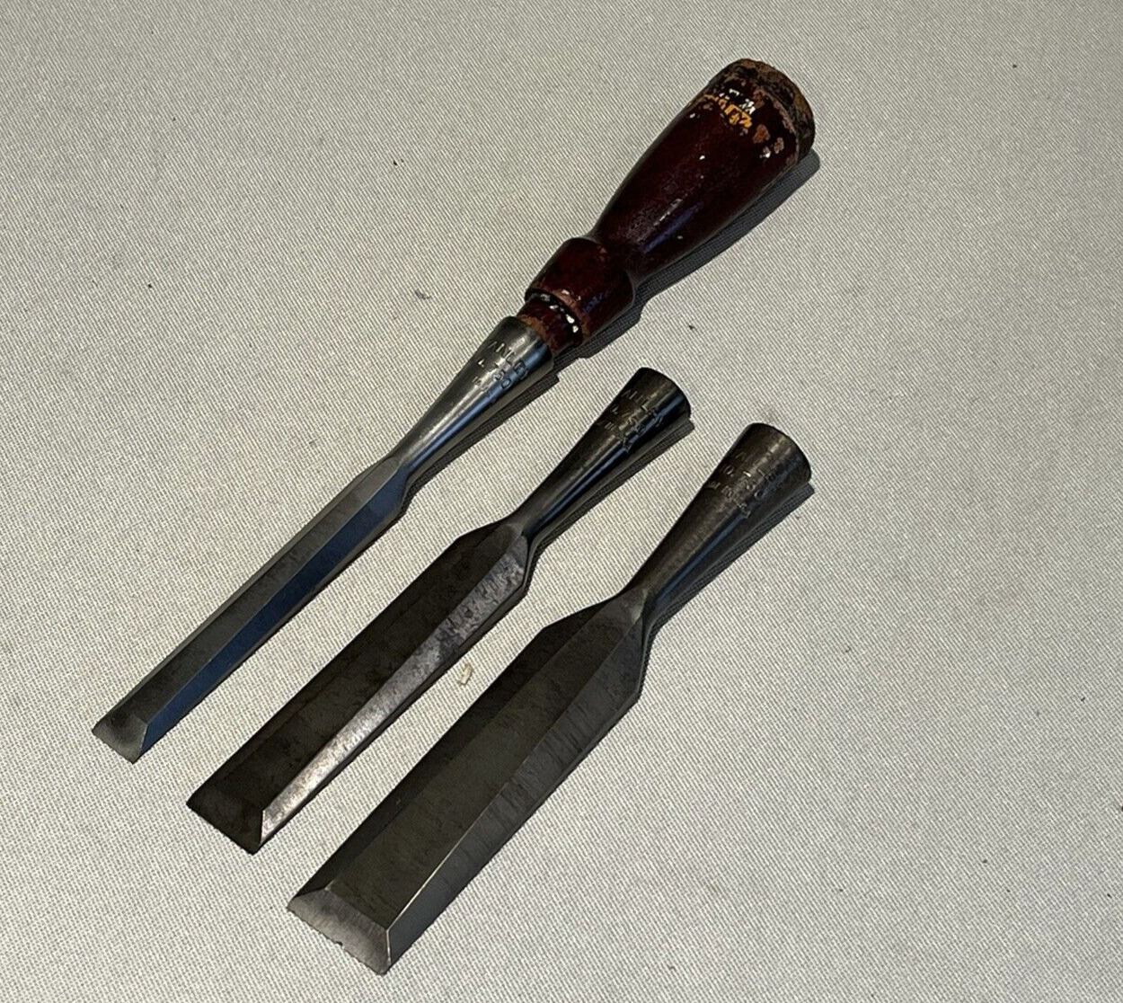 3 Vintage Stanley No. 750 Woodworkers Socket Bevel Chisels - 1/2\