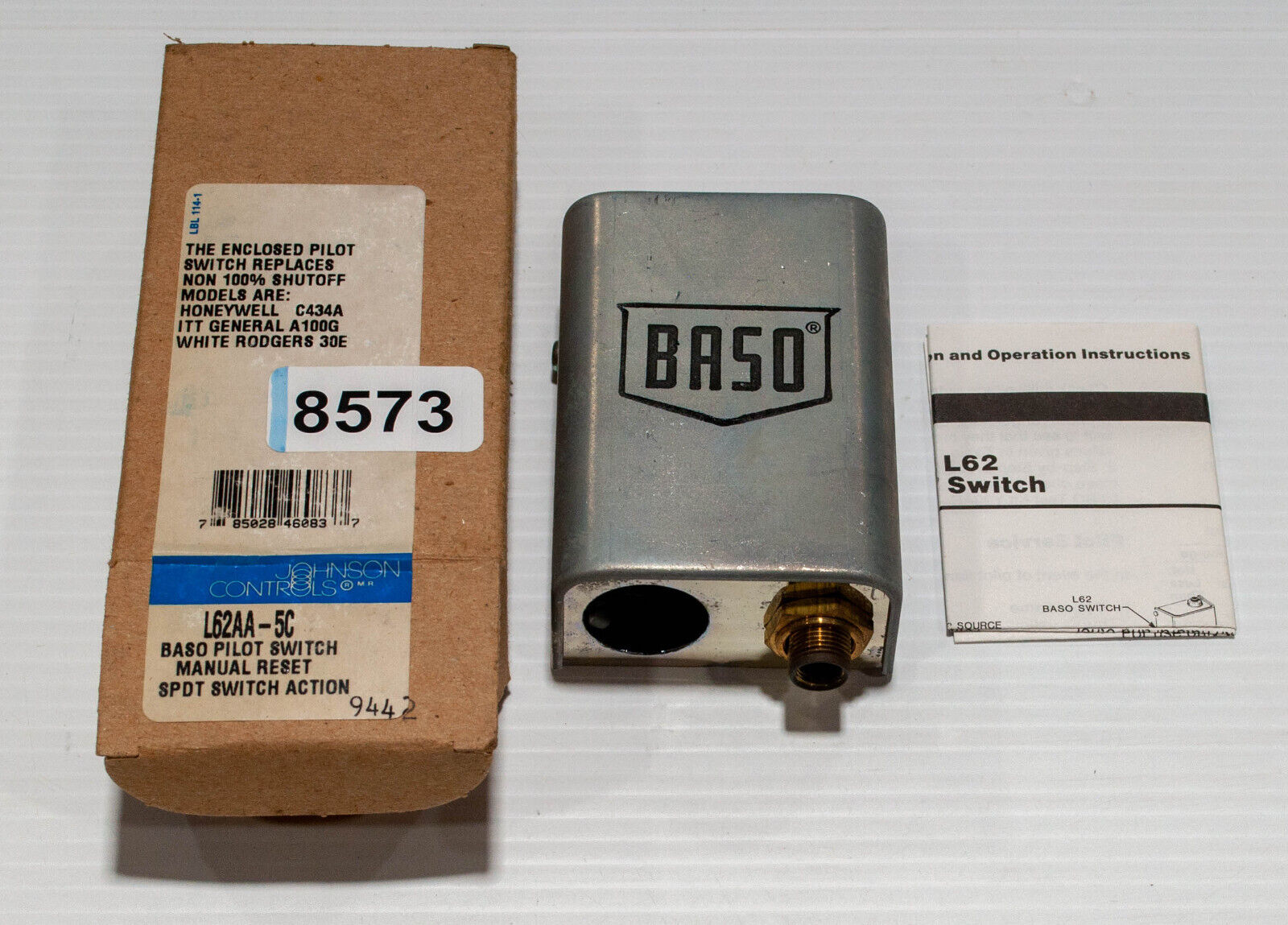 Johnson Controls L62AA-5C Baso Pilot Switch Manual SPST