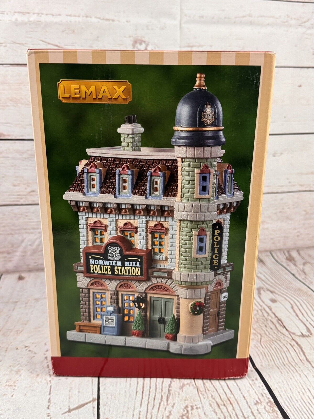 Lemax Village Collection Norwich Police Station #95507 Porcelain 2019 New