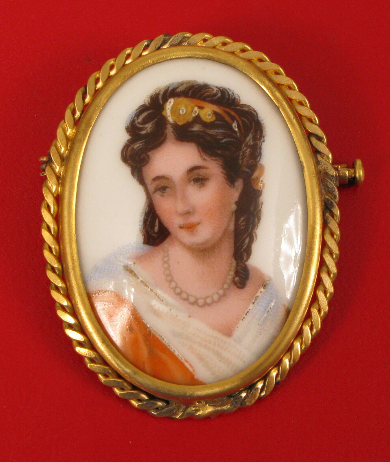 ANTIQUE FINE VICTORIAN LADY GOLD FILLED PAINTED LIMOGES FRANCE TRUMPET CLASP 