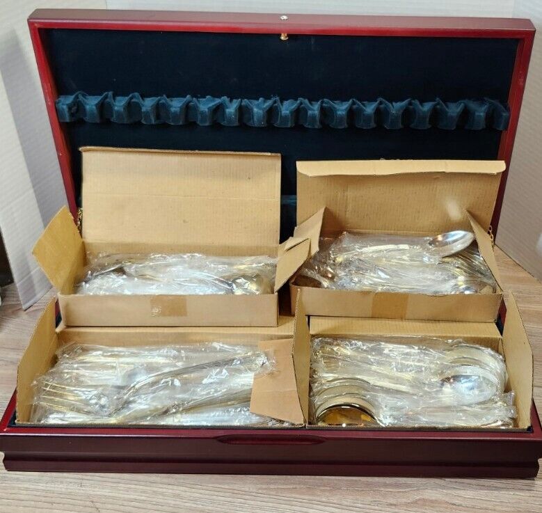 FB Rogers American Chippendale Plated Flatware set For 16 People 85 pcs New Read