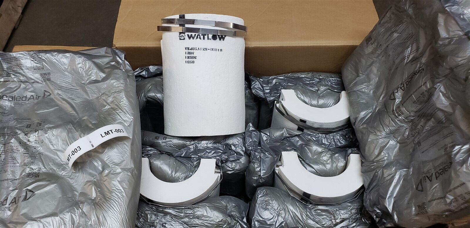 Watlow Ceramic Fiber Heater VS405A12S-0001R 120V 1250W Semi Cylinder New