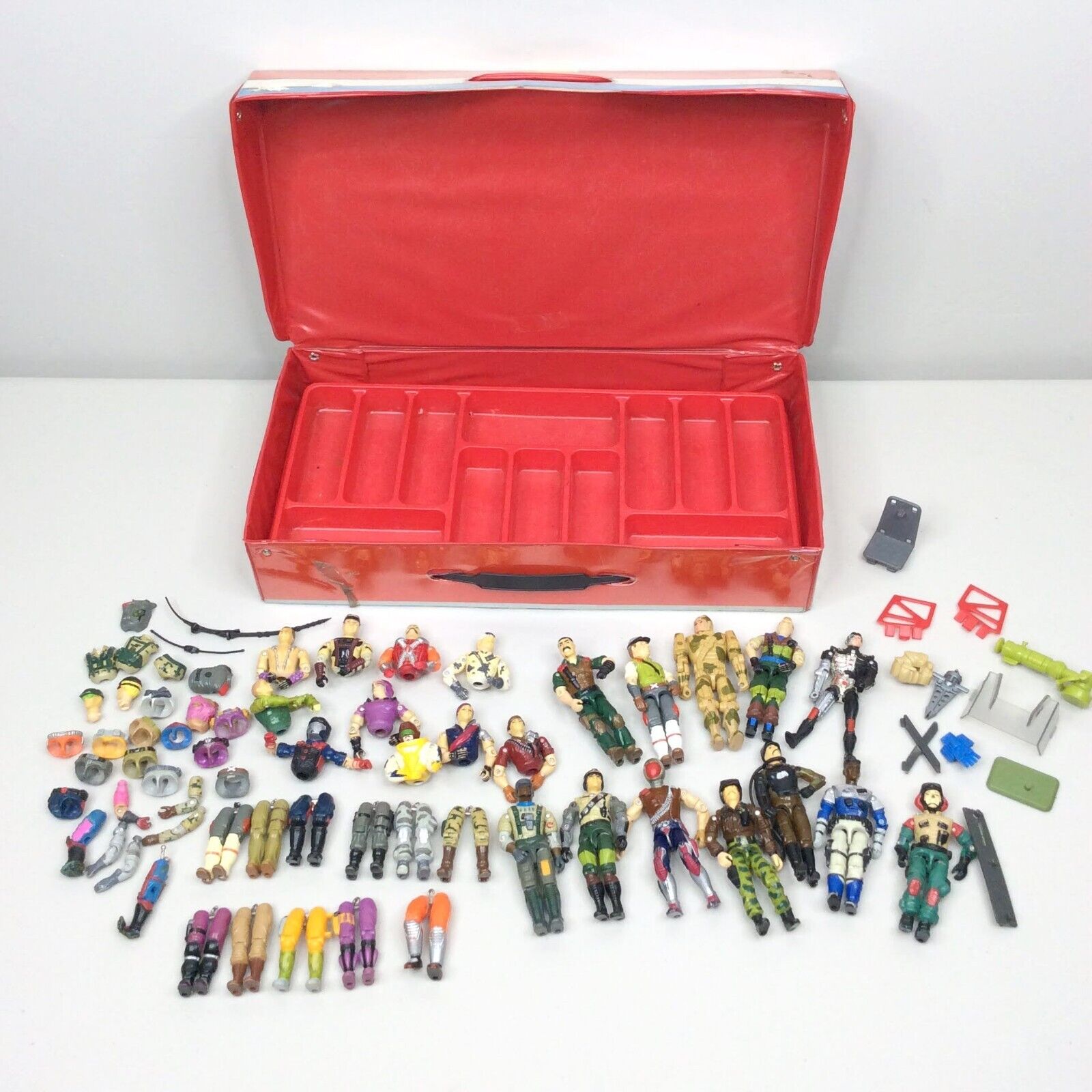 VTG GI Joe ARAH Collectors Case Action Figures & Accessories 1980s 90s Hasbro