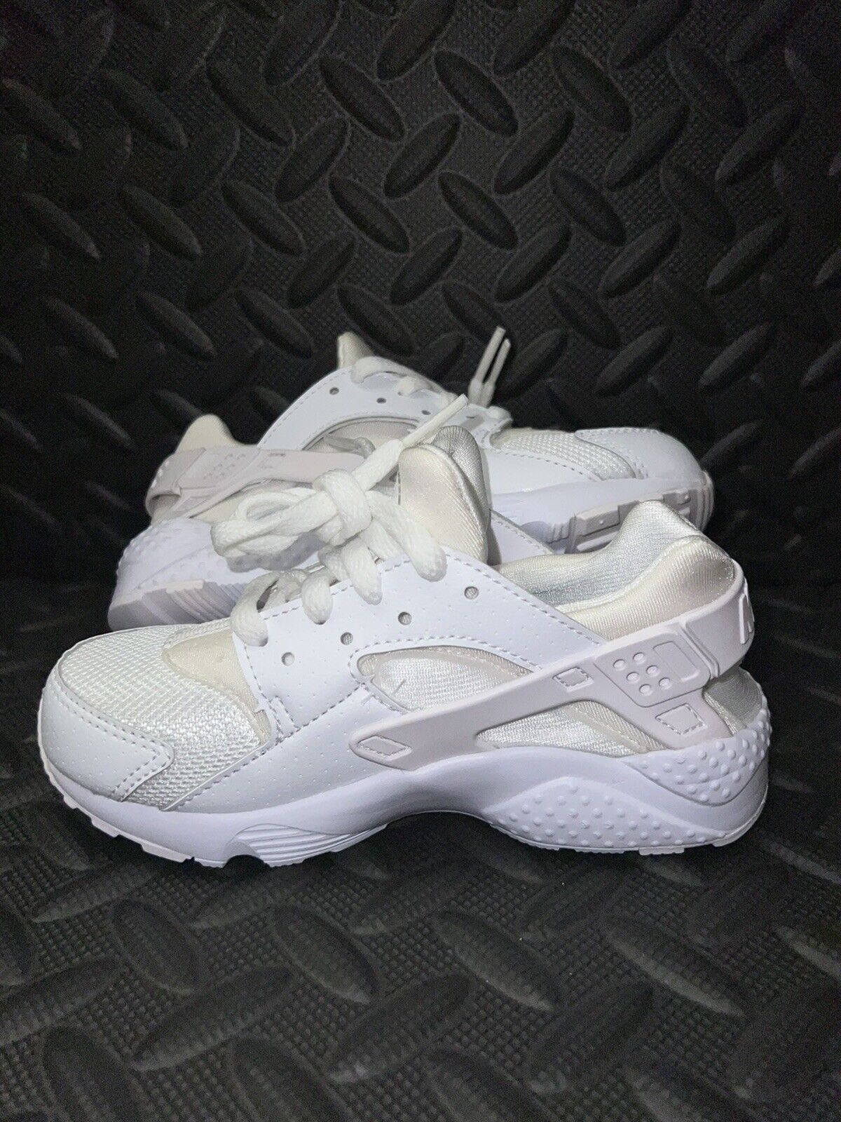Nike Huarache Run Little Kids\' Shoe Size 11C | White/Pure Platinum/White