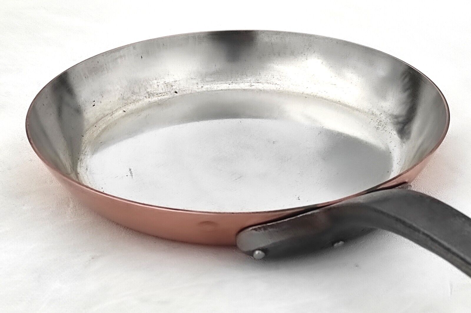 Vintage 9.4in French Copper Frying Pan Made in France Mint Lining 2mm 3.3lbs
