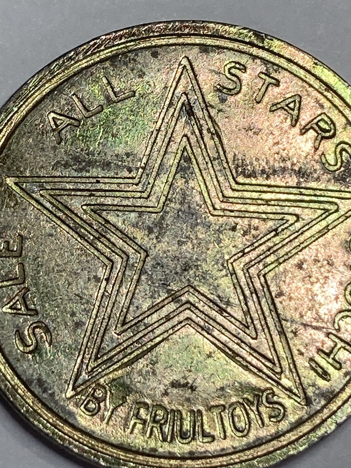 EXTREMELY RARE ITALIAN \'ALL STARS\' VIDEO GAME ARCADE TOKEN - SLOTTED BACK -LOOK