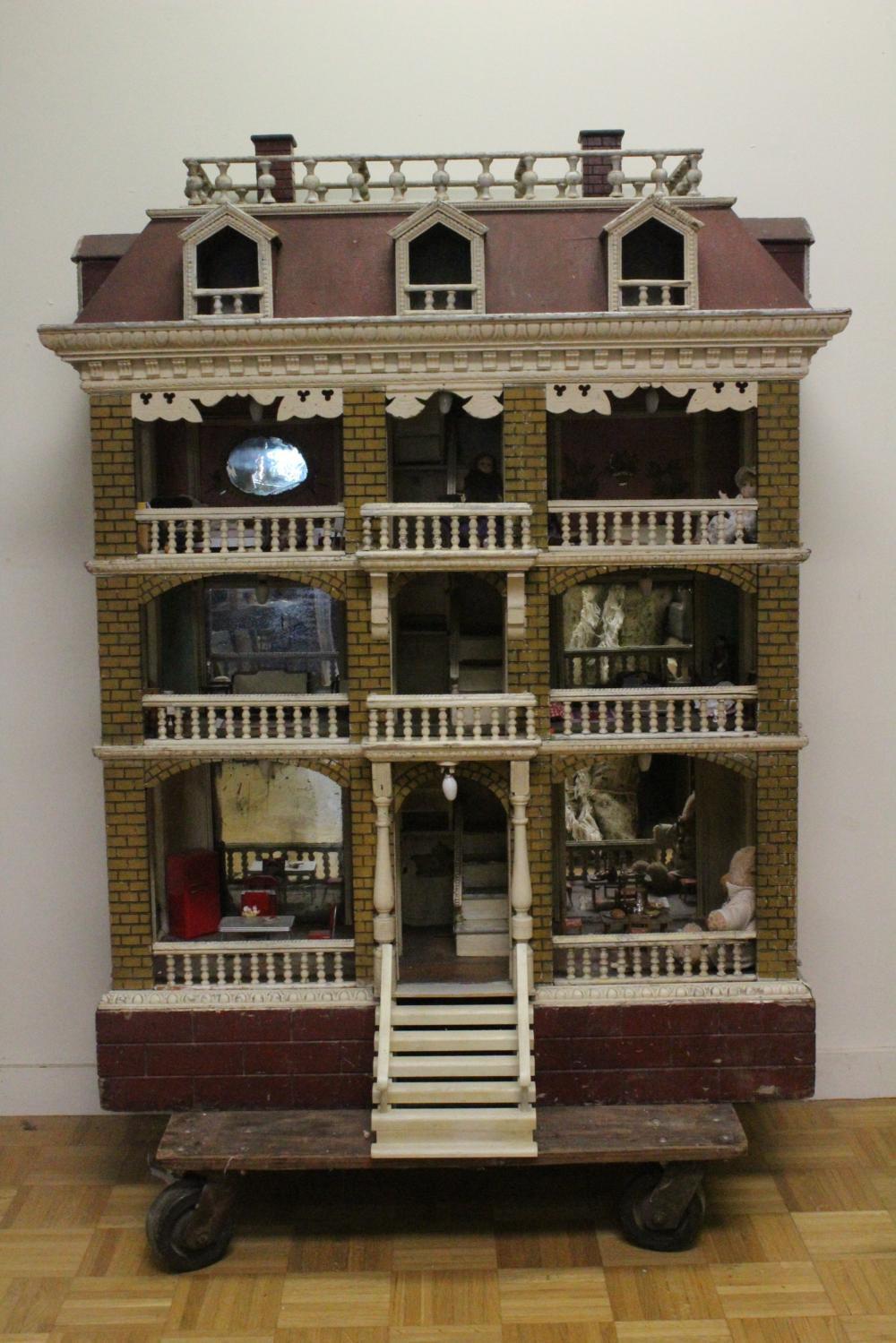 WELL DETAILED ANTIQUE TOWN HOUSE DOLLHOUSE Lot 1