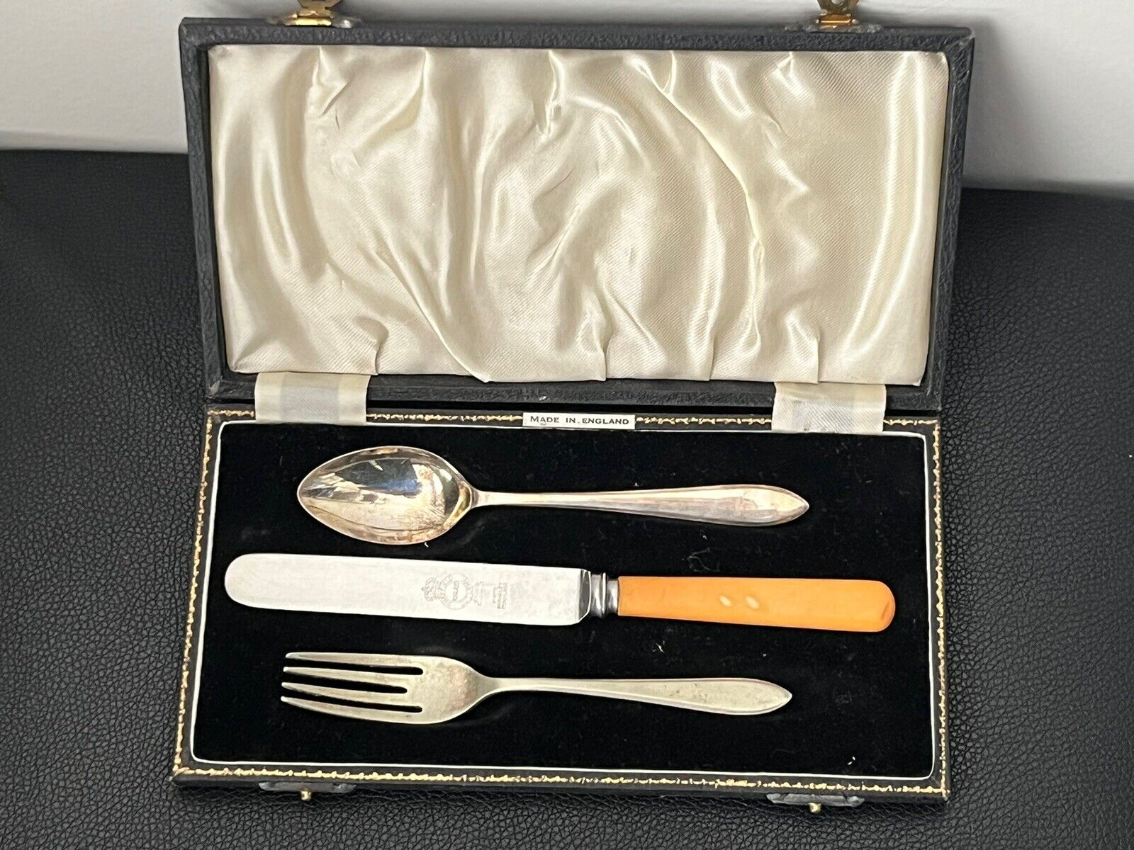 Boxed Sheffield Silver Knife Fork and Spoon Set Made In England EPNS