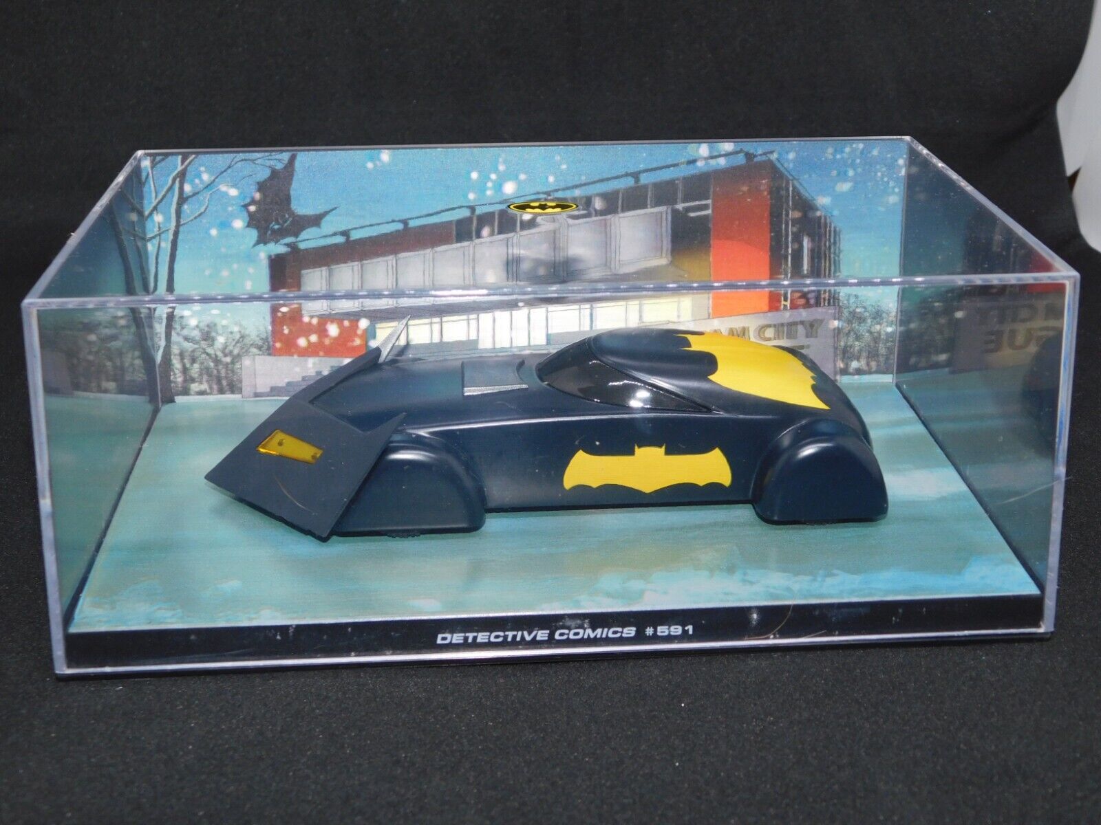 EAGLEMOSS 1/43 DC Batman Automobilia Batmobile Detective Comics #591