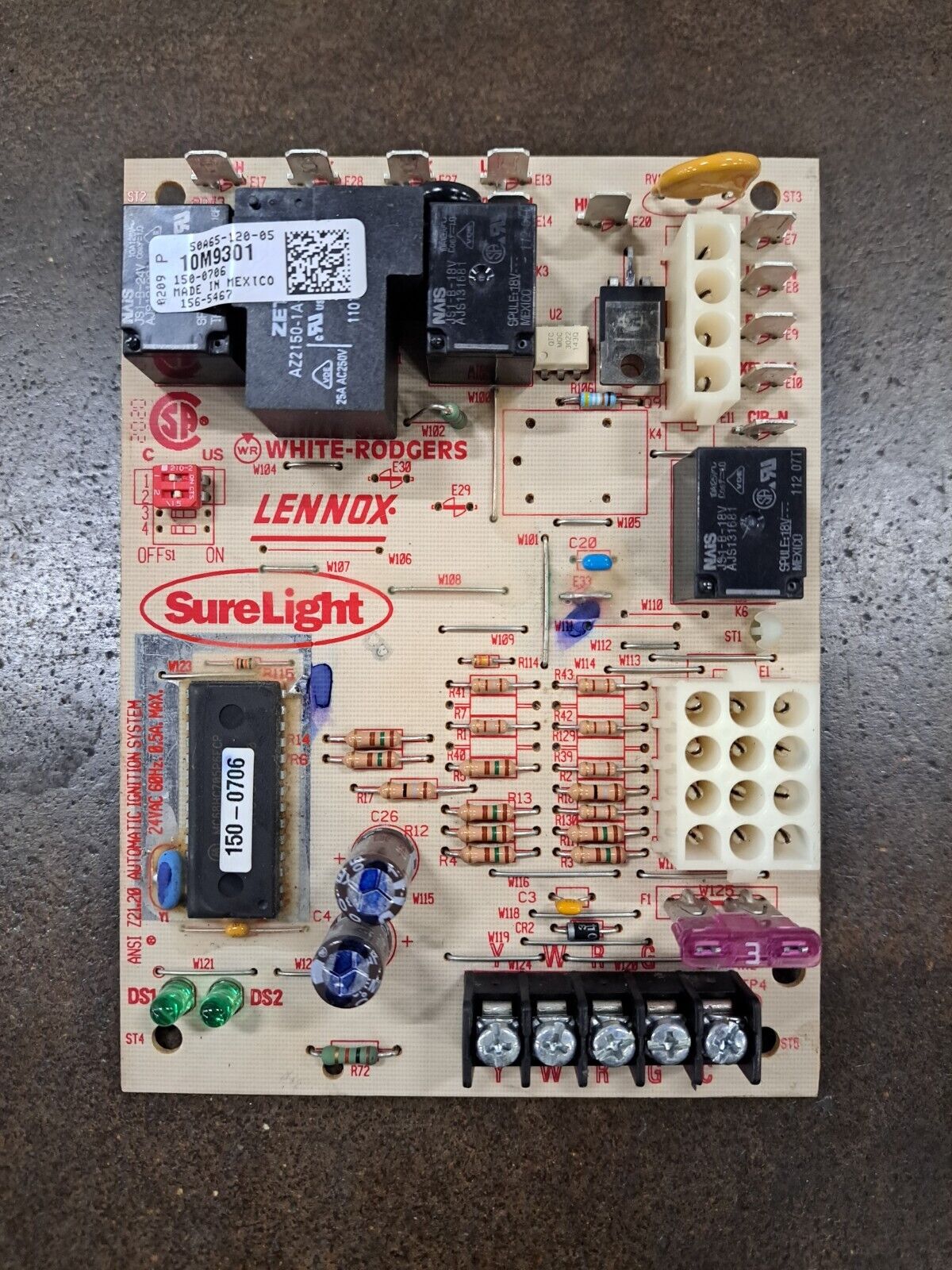 LENNOX 10M9301 SureLight 50A65-120-05 Furnace Control Circuit Board
