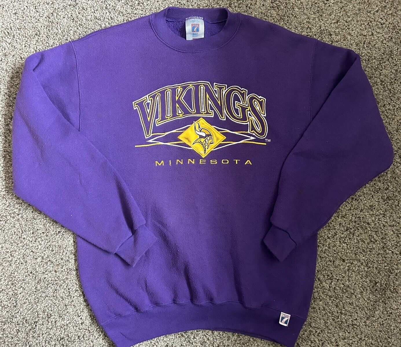 VINTAGE Minnesota Vikings Sweatshirt Mens M Purple Crew Neck Sweater Logo 7 Med