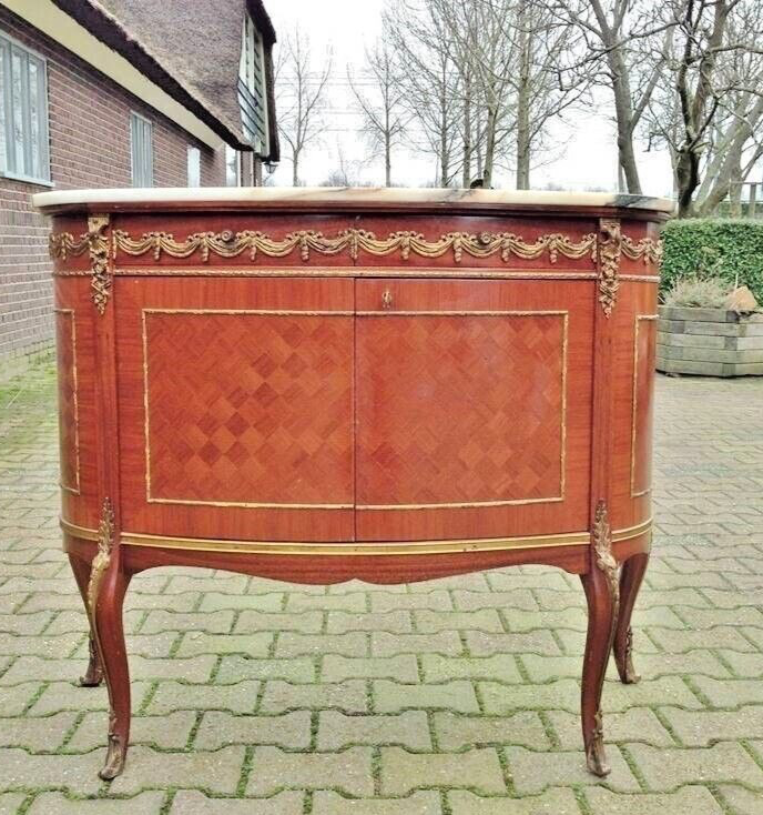Exquisite French Commode/Bar Cabinet - Corbeil. Antique  from 1900