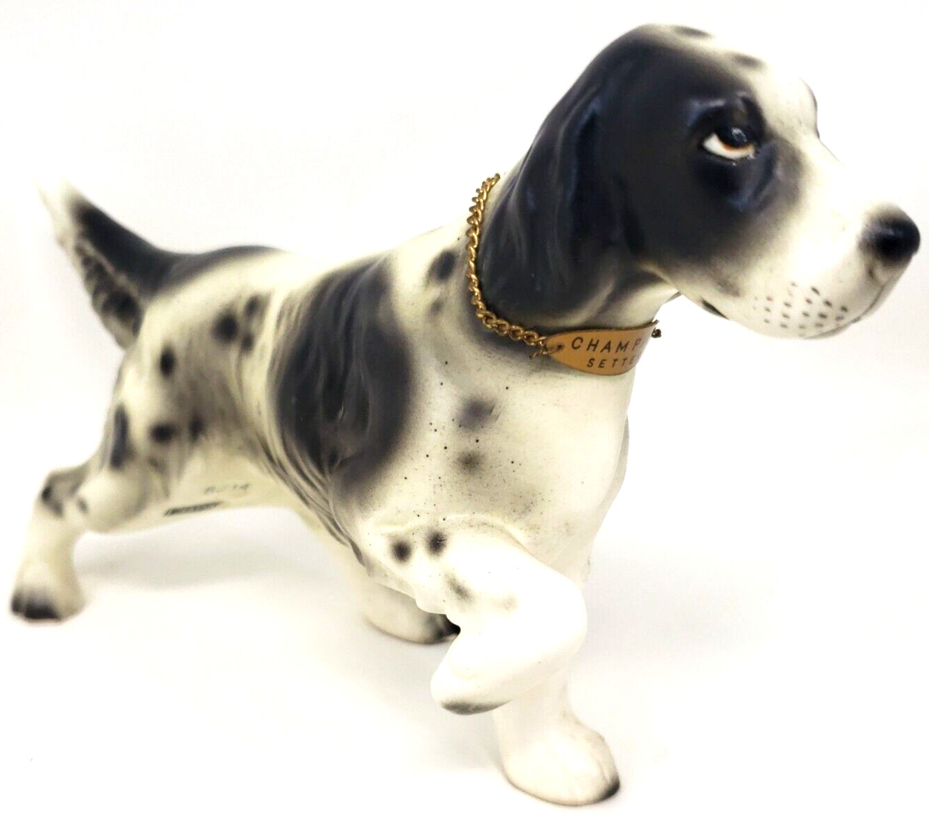 Vintage Champion English Setter Hunting Dog Figurine Porcelain 8214 Black White