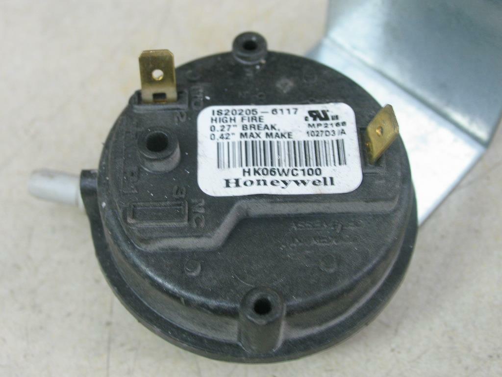 Honeywell IS20205-6117 Air Pressure Switch HK06WC100