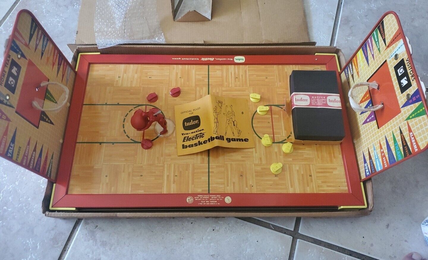 Vintage TUDOR Tru Action Electric BASKETBALL Game w/Box & Instructions Mint