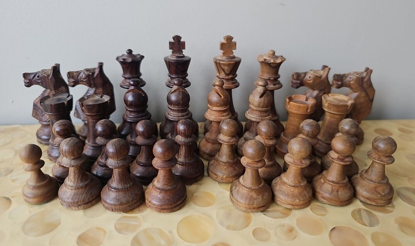Vintage Wood Staunton Chess Set Glass Bead Eye Cavalier Lardy 3.25” King READ