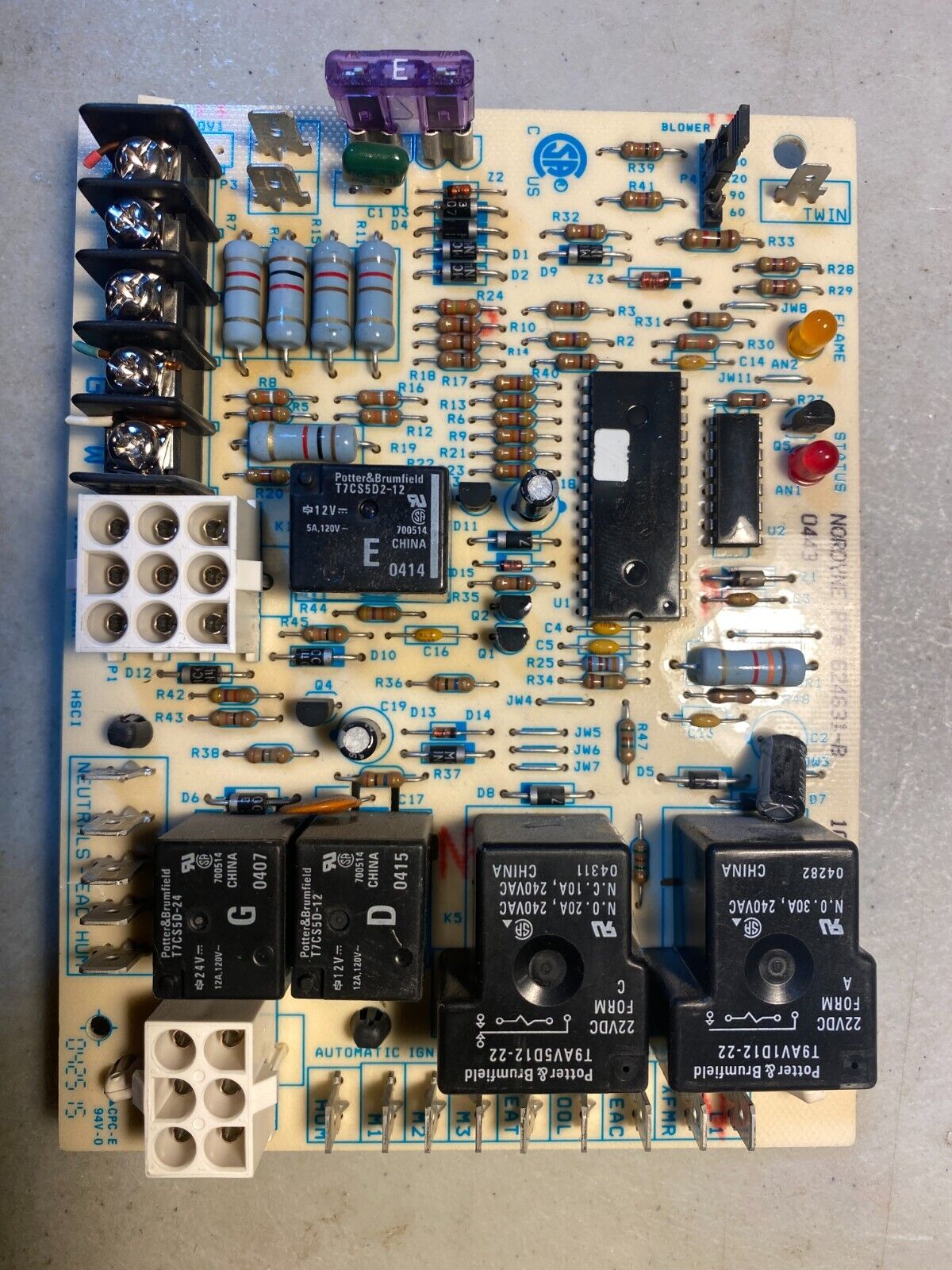 NORDYNE Kelvinator PT#624631-B Furnace Control Circuit Board 1012-955A