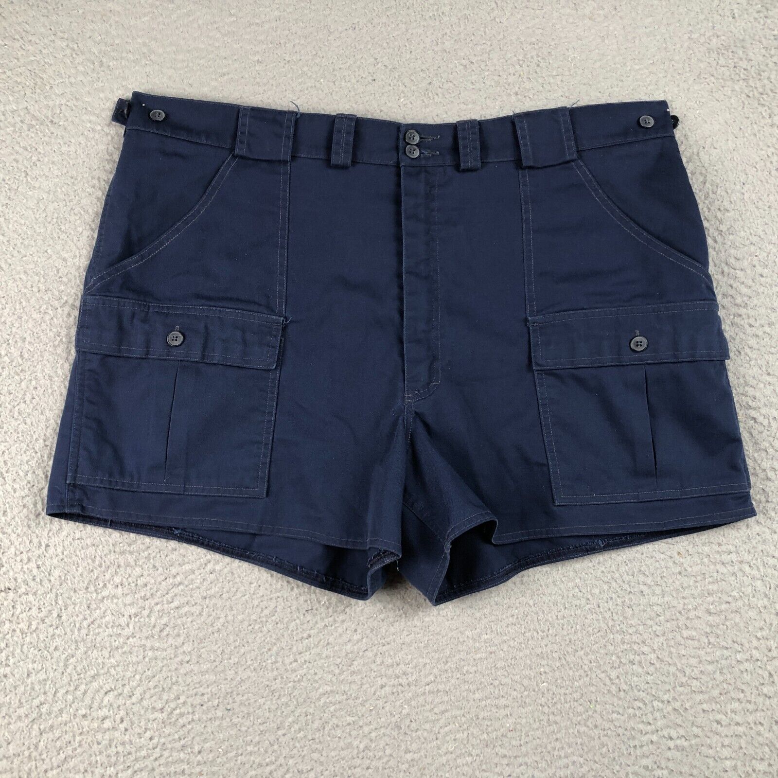 Vintage TILLEY ENDURABLES Shorts Adult 42 Navy Blue Cargo Give Em Hell 38W Mens