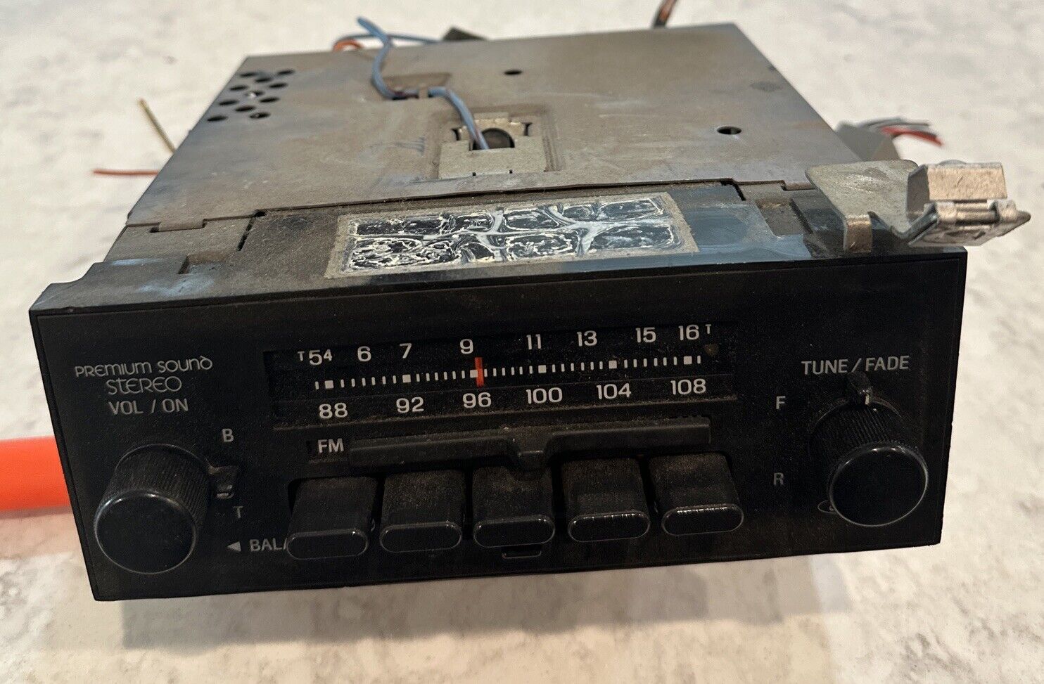 1983-1986 Ford Mustang Dolby System AM/FM Radio Player OEM Original
