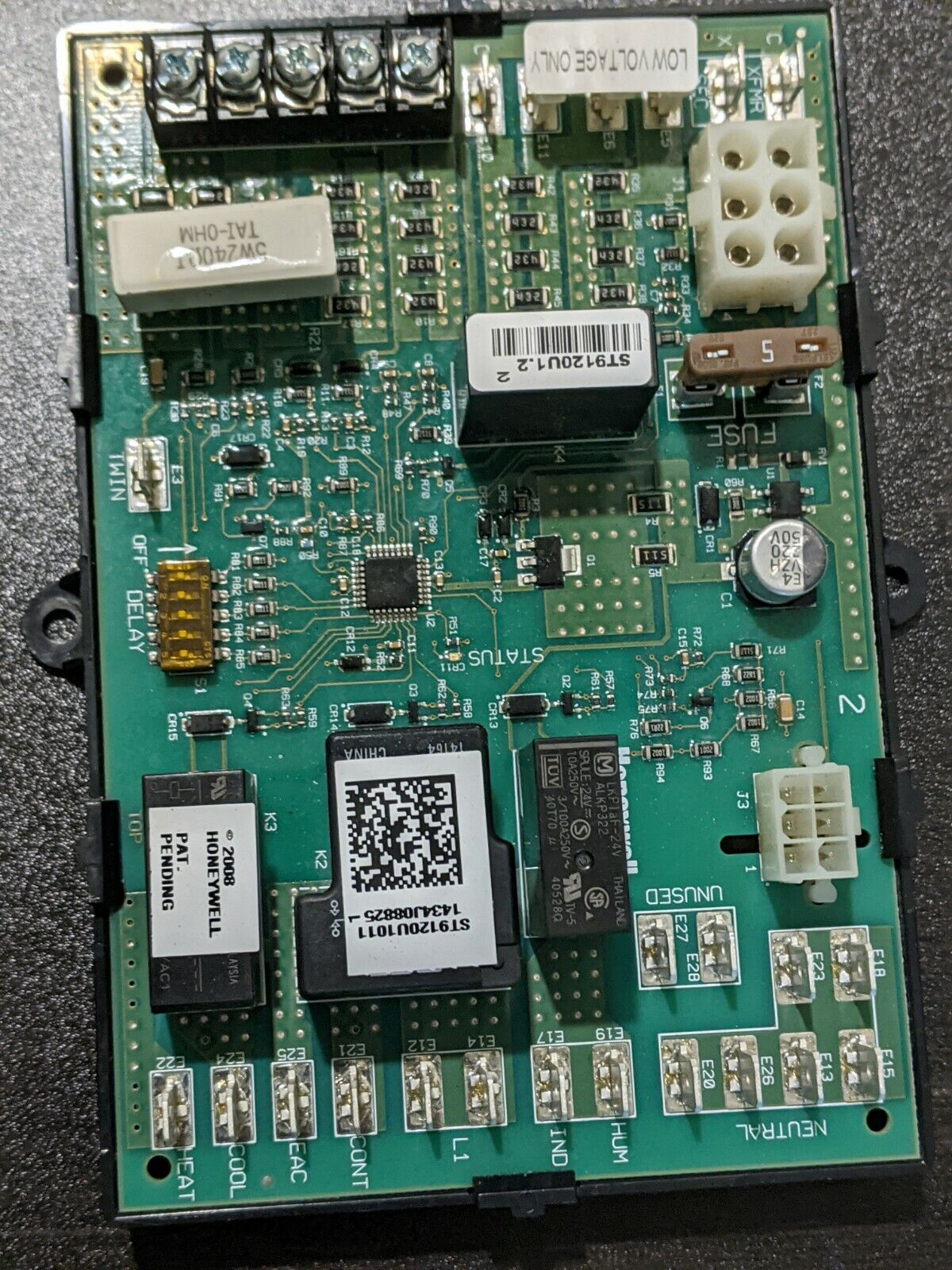 Honeywell ST9120U1011 Electronic Universal Fan Timer Control Circuit Board