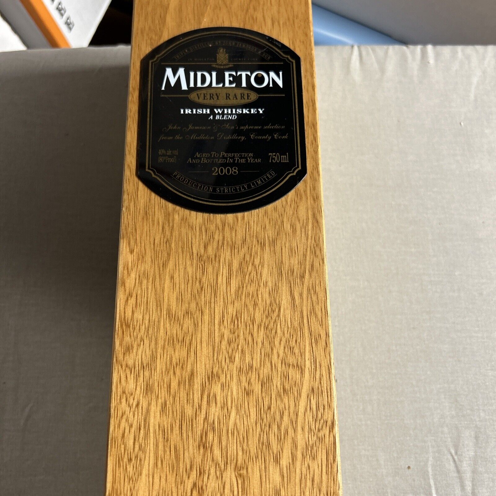 BOX ONLY for JAMESON MIDLETON VERY RARE IRISH WHISKEY Wooden Box from 2008