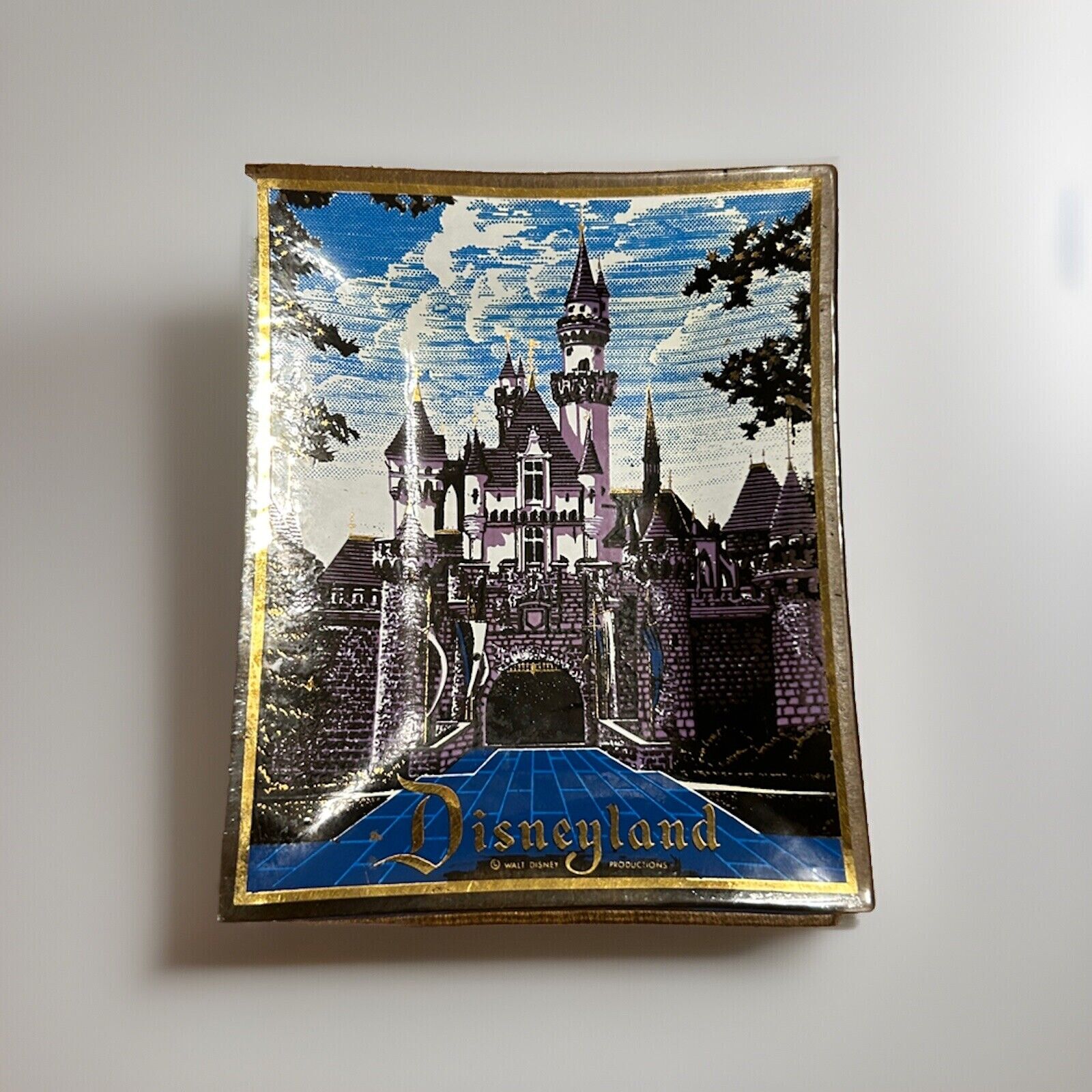 Vintage Disneyland Collectible Ashtray/Trinket Dish Glass Disney Castle 4”x4.75”