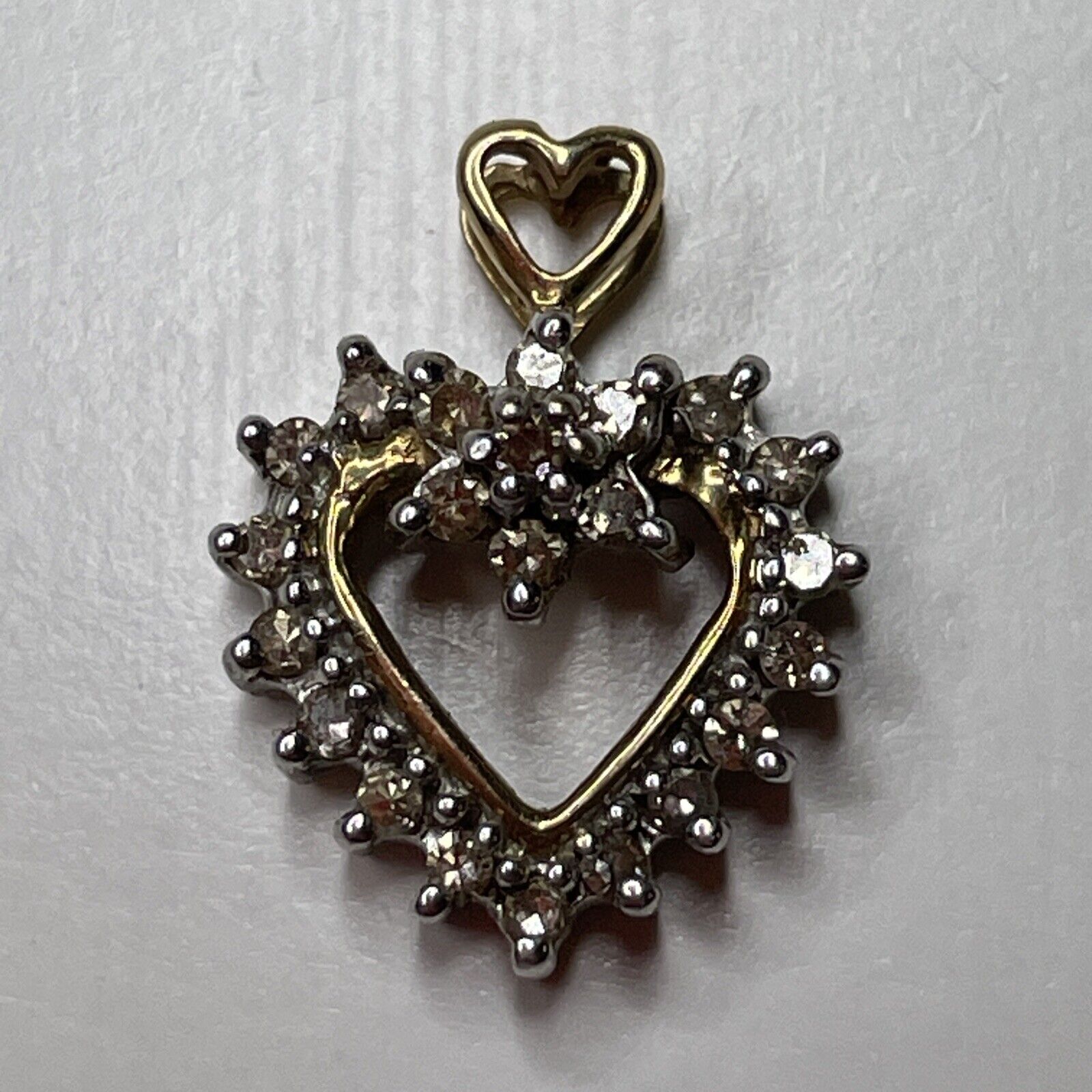 Vintage Solid Gold 10k Diamond Heart Pendant Necklace Chain Pendant Diamonds