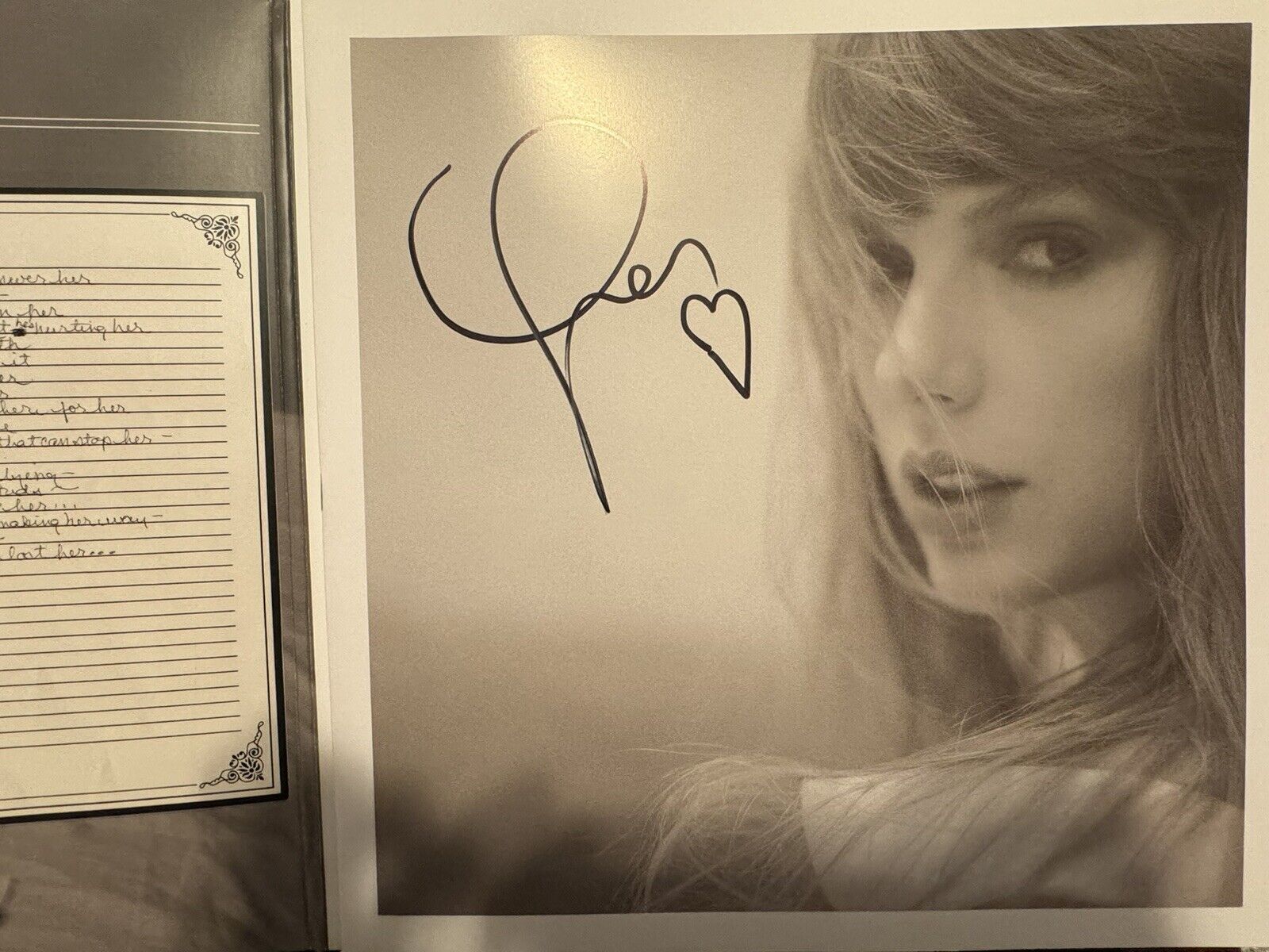 Taylor Swift The Tortured Poets Department Vinyl. Hand Signed Photo w/ Heart ❤️