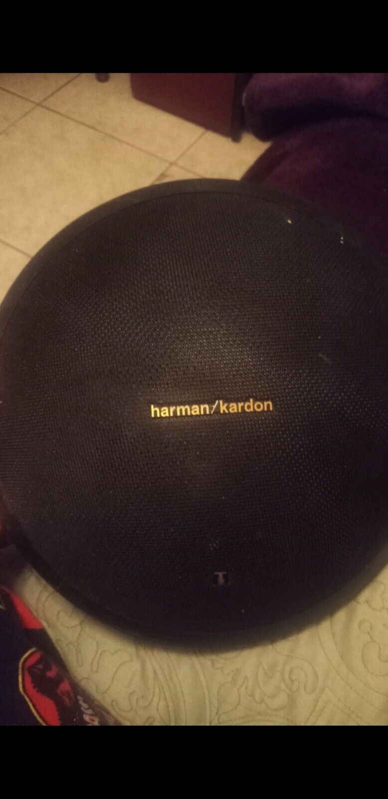 Harmon Kardon Onyx Studio Wireless Bluetooth Speaker Sounds Fantastic-No Legs