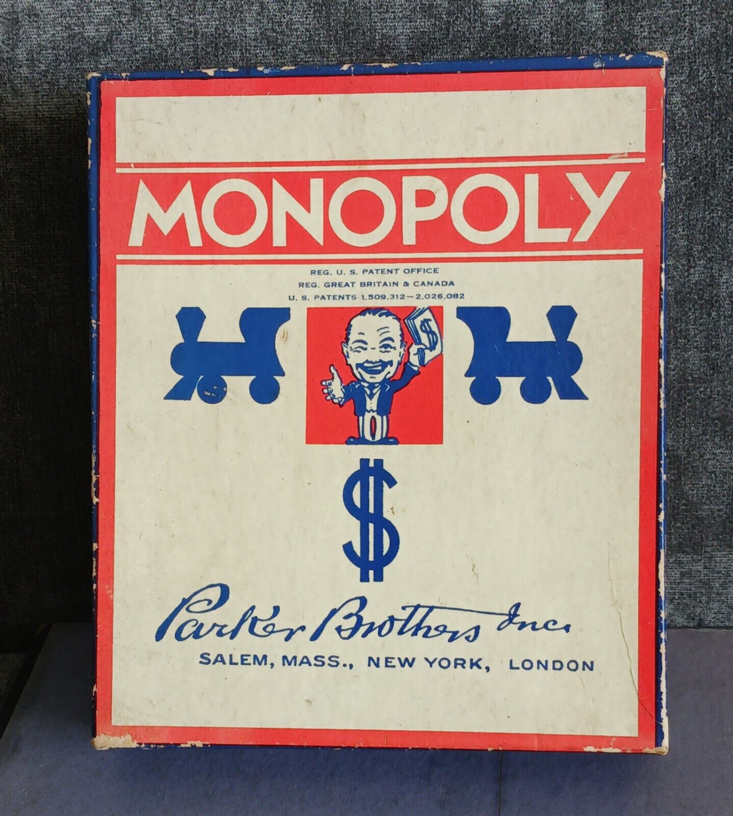 Vintage 1935 Parker Brothers Monopoly Board Game With Wooden Pieces With Board