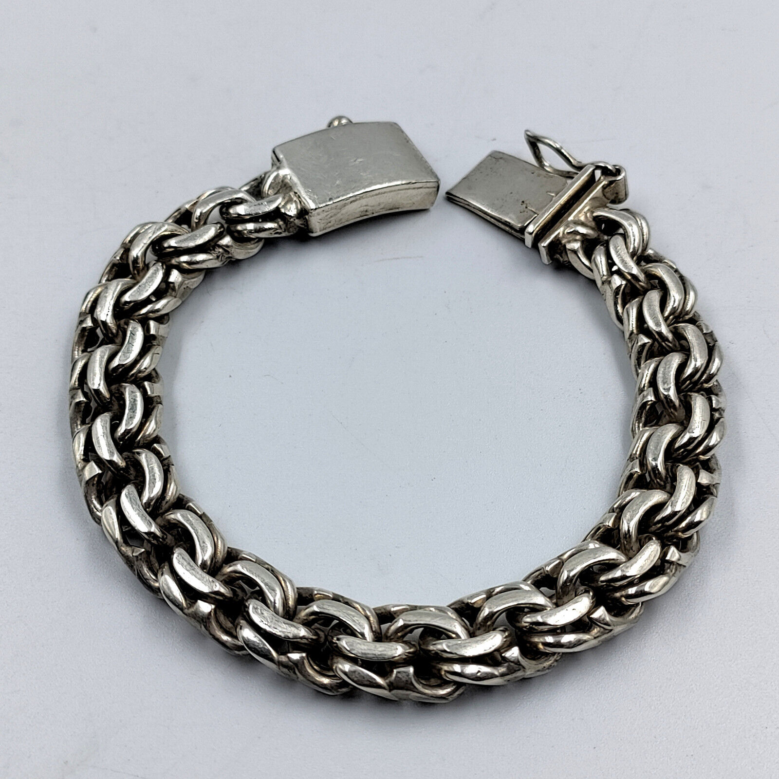 Stunning Solid 935 Argentium Silver Double Circle Link Men\'s Bracelet ( 8. In)