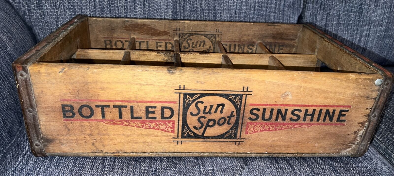 Vintage Sun Spot Beverage Company Wood Crate Bottled Sunshine 15 Pack