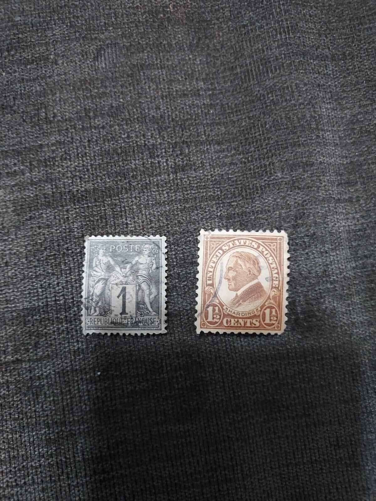 1 Cent Republique Francaise Stamp And 1 1/2 Cent Harding Stamp