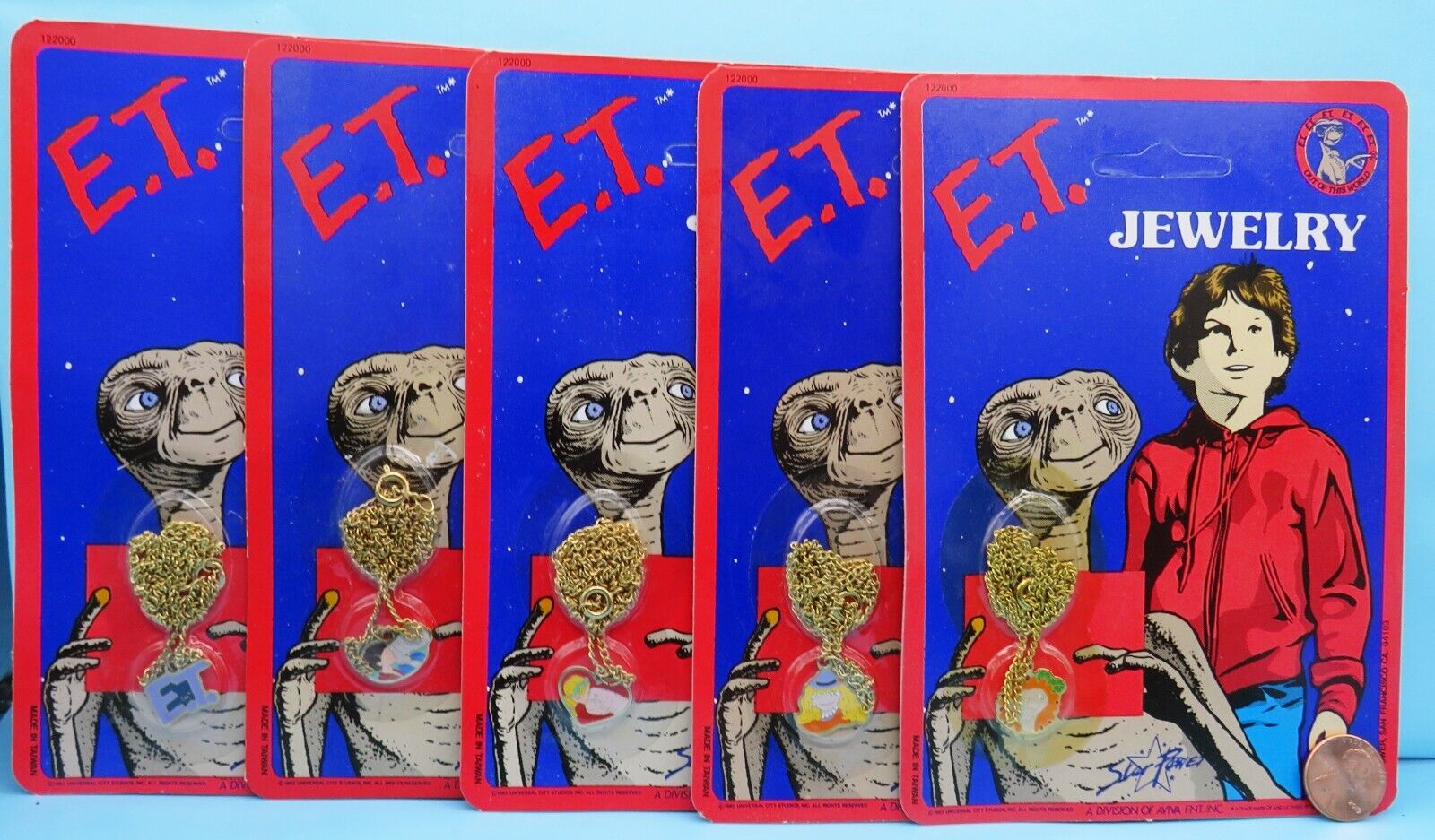 E.T. pendant NECKLACE Lot of 5 MOC \'82 vtg Logo Gertie Wig The Extra Terrestrial