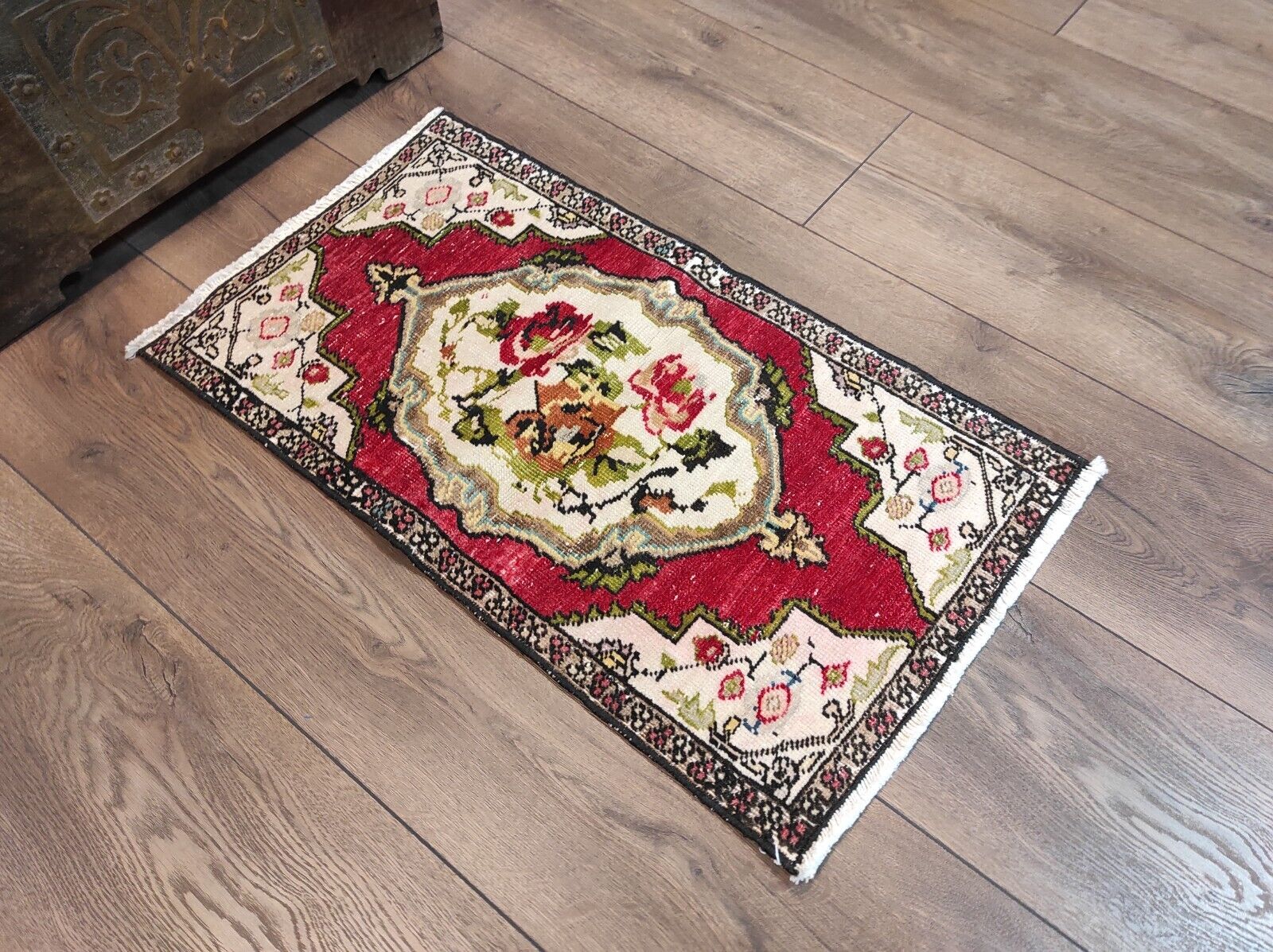 Red Small Rug, Small Antique Rug, Small Anatolian Rug, Door Mat Rug, 1.5x2.7 ft