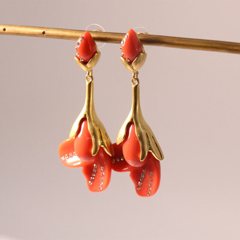 Oscar de la Renta Red flower inlaid crystal zircon necklace and earrings