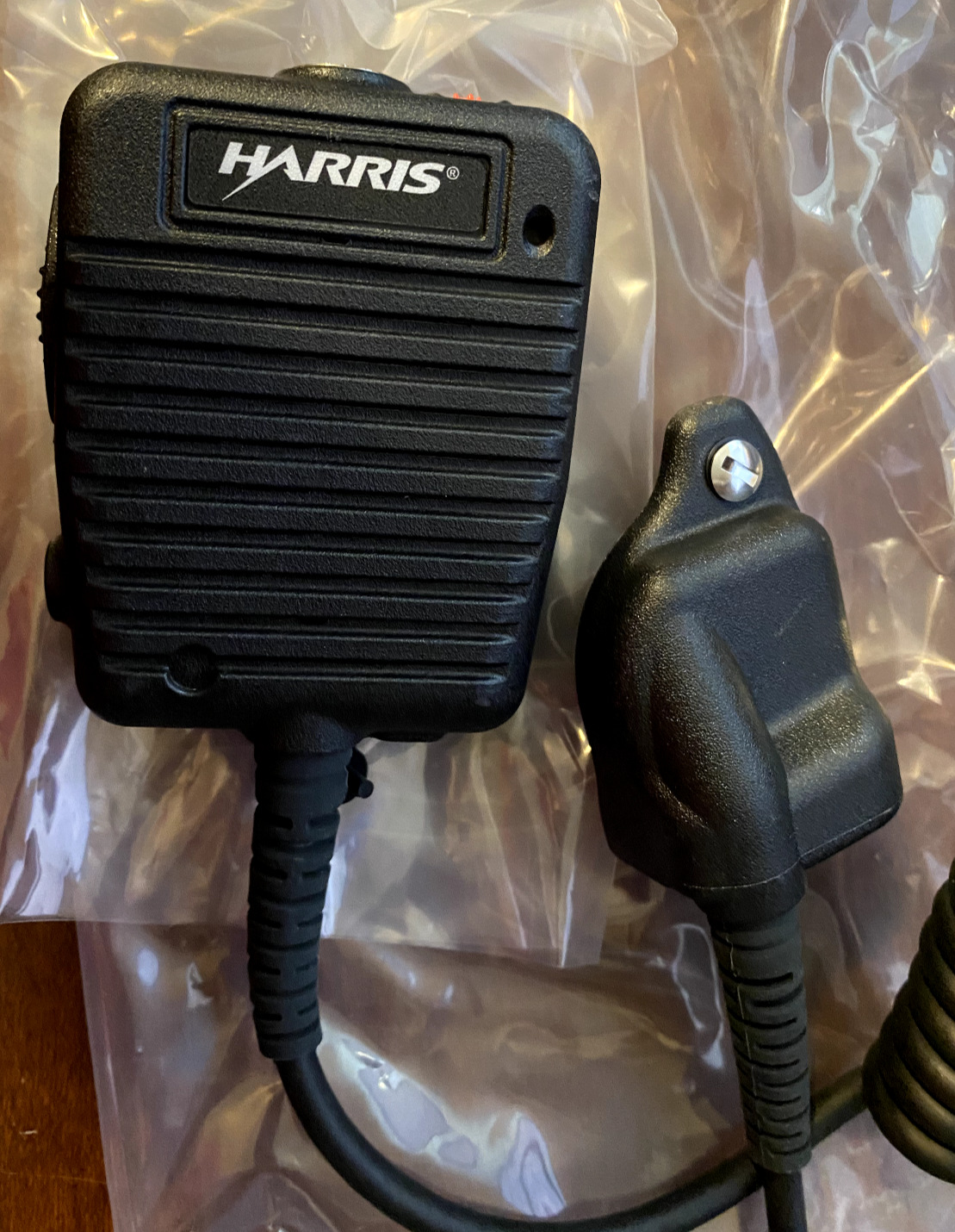 NEW in Box - Harris Speaker Microphone M/A-COM P5300/P5400/P5500/P7300 XG-75