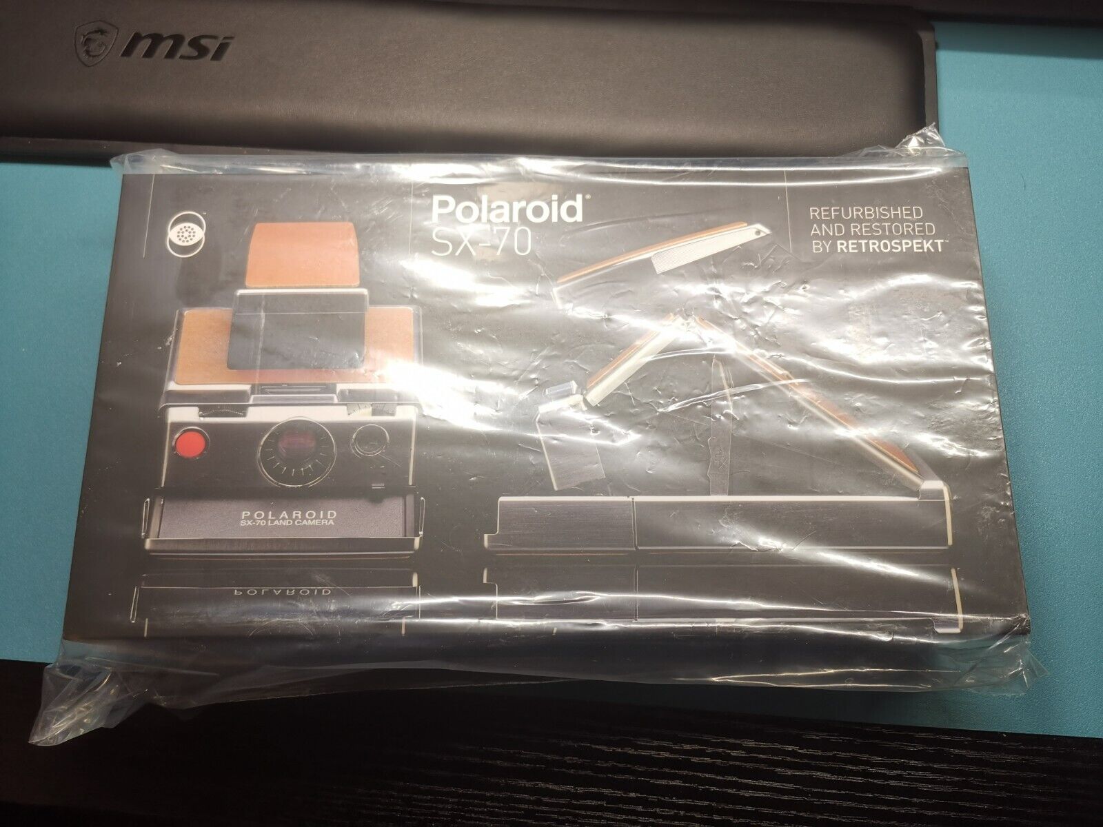 polaroid sx-70 land camera (fully restored by retrospekt) nearly mint