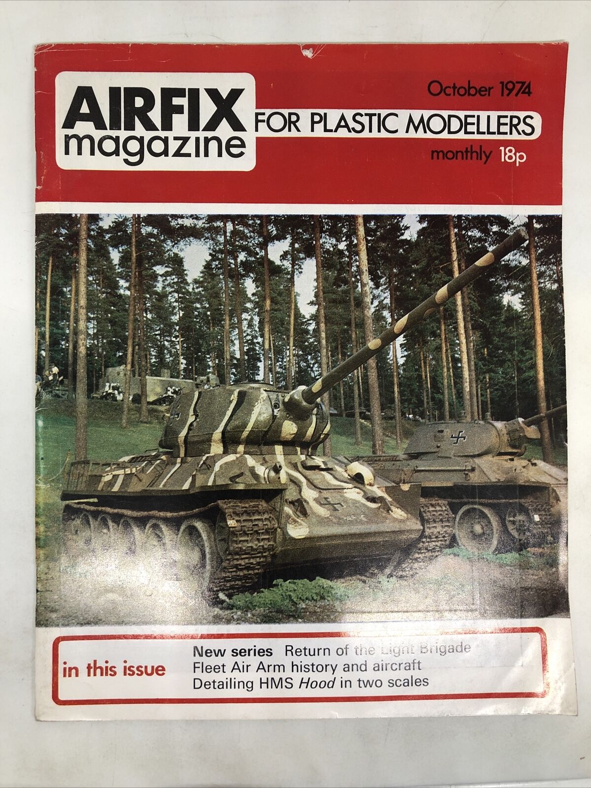 AIRFIX Magazine For Plastic Modelers, October 1974
