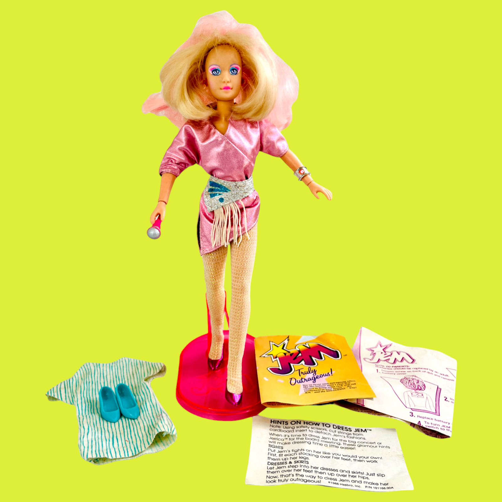 Jem and the Holograms Doll Vintage 1985 Lot Clothes Microphone Shoes Stand READ