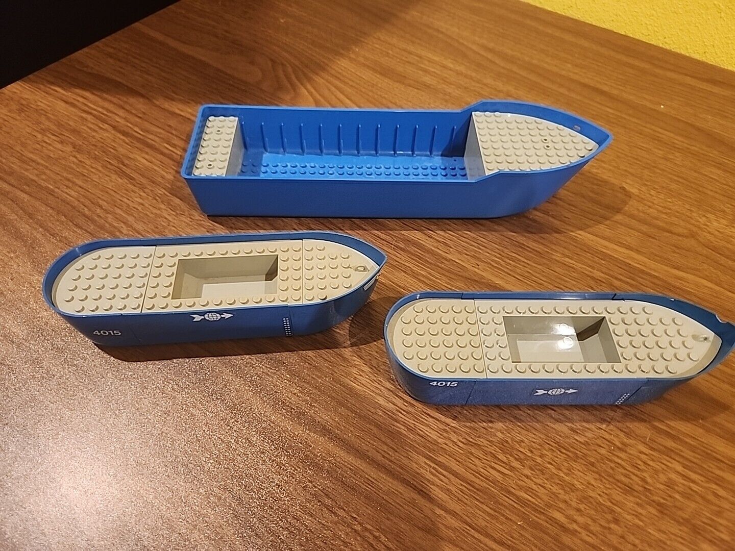 Vintage Lego Boat Hull lot of 3 boats City 4015, etc.