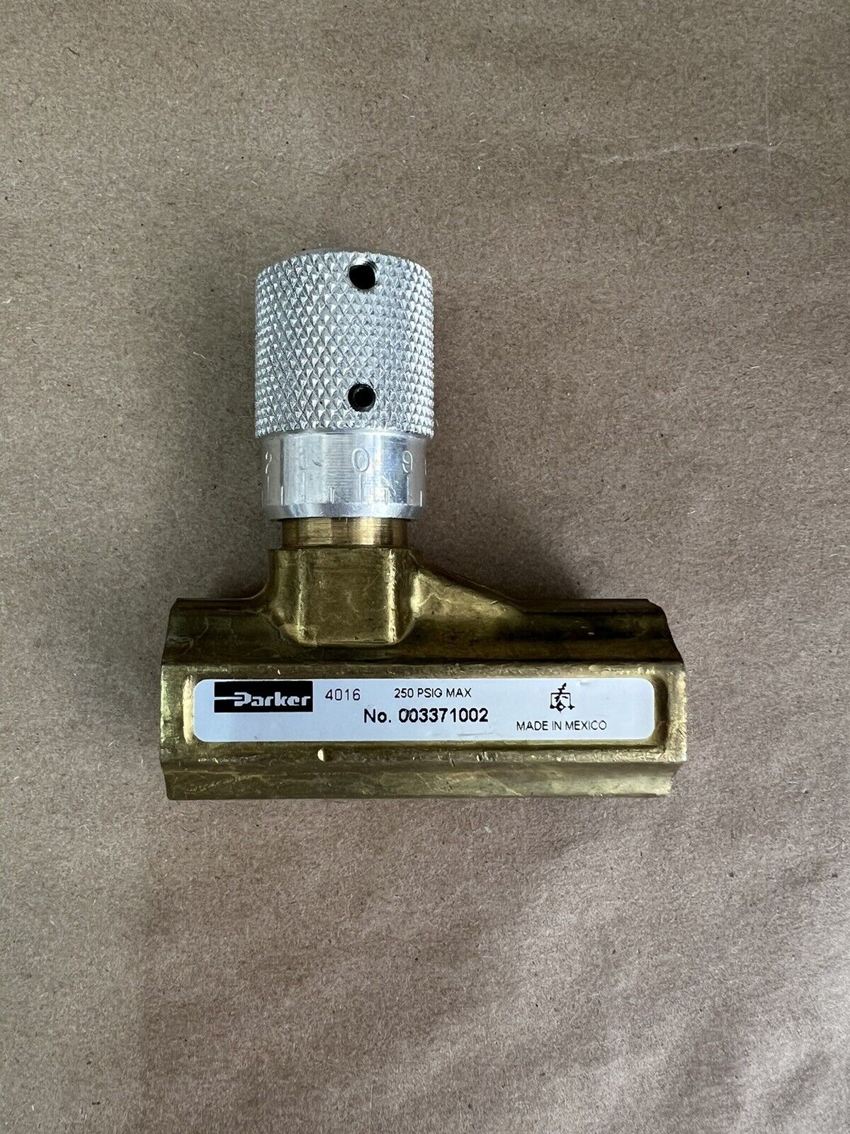 Parker (Schrader bellows) 003371002 , 3/8” NPT fine flow control valve 250psi