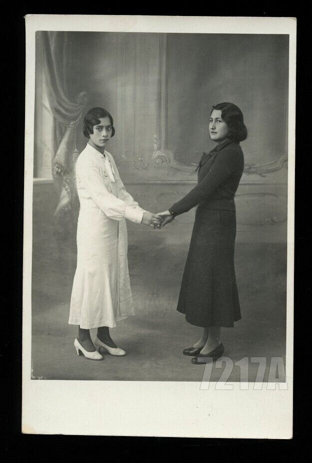 1920s PERU Girls Women Holding Hands Black & White Dress Old  VTG Photo Unusual