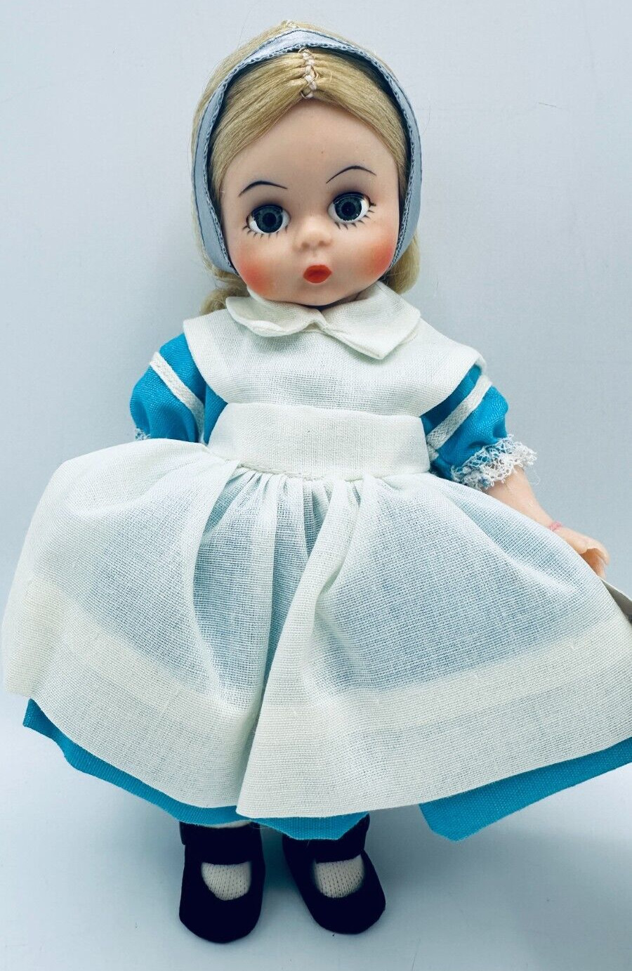 Madame Alexander Doll Disney\'s Alice in Wonderland #494 Vintage 8\