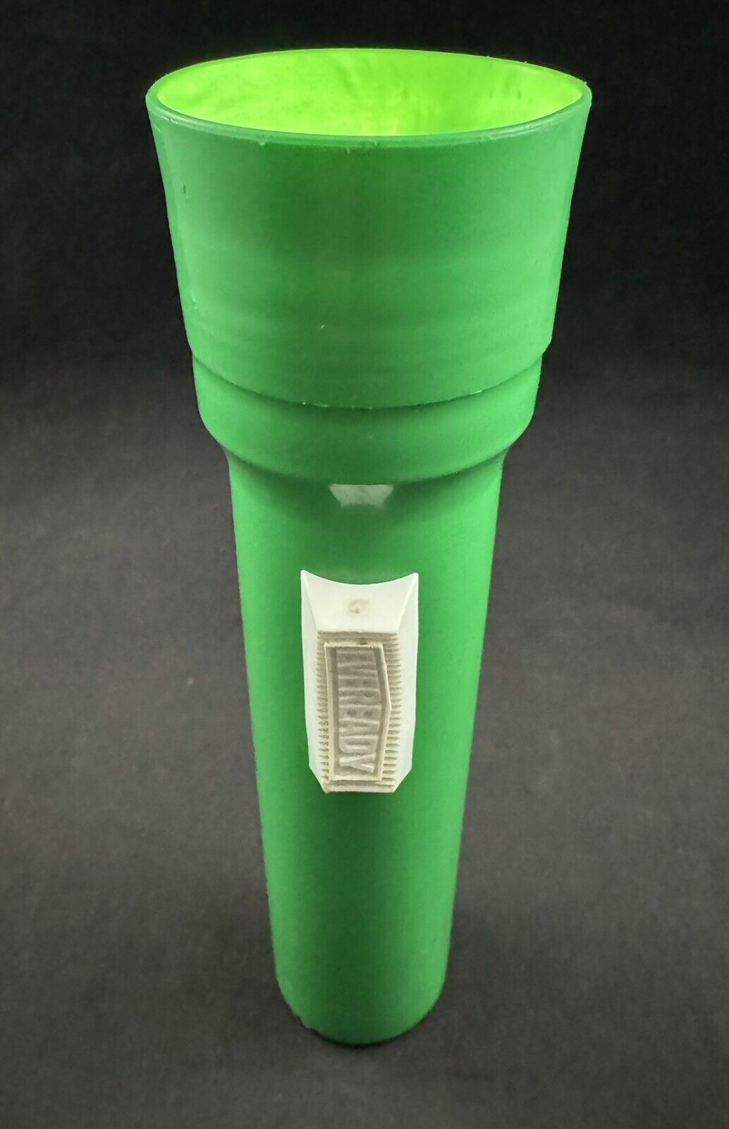 Vintage Eveready Green Plastic Flashlight - Made in USA