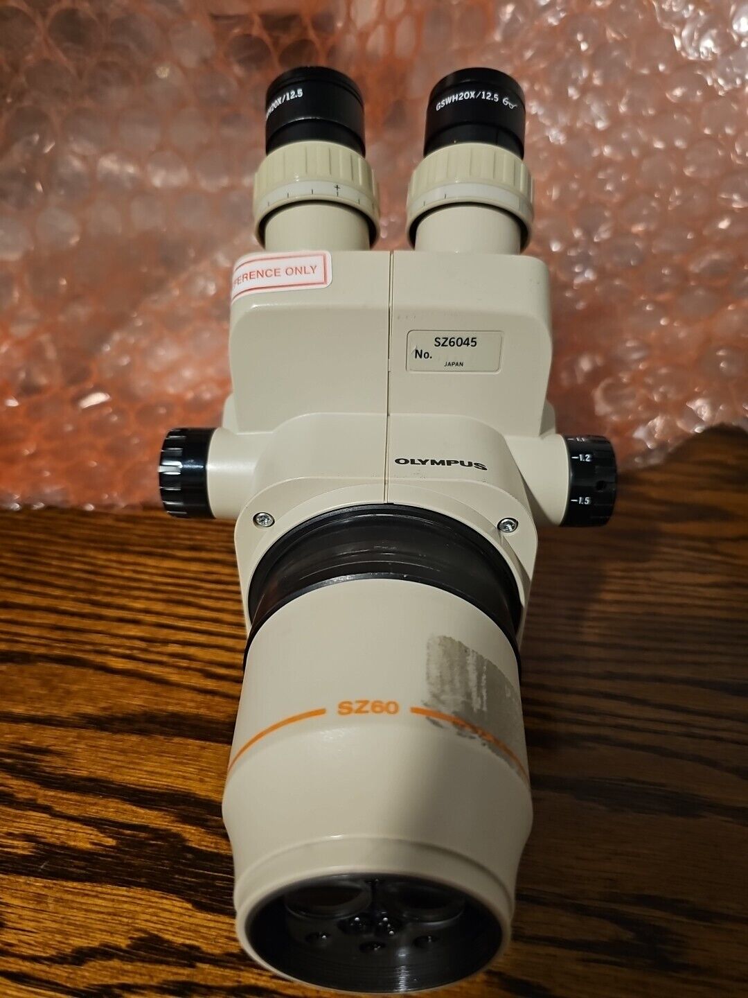 OLYMPUS SZ60 Microscope with 20x Objectives