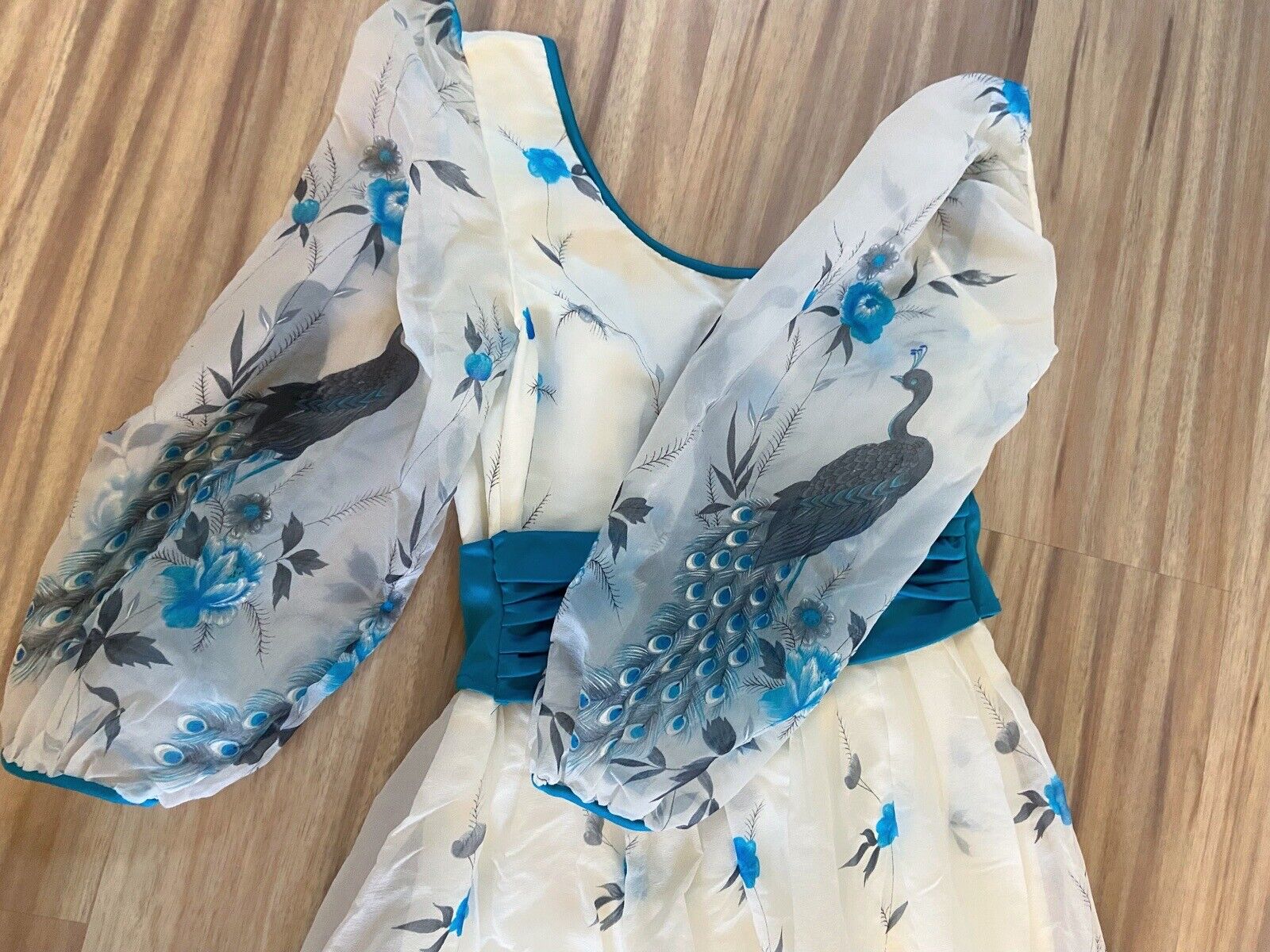 AMAZING One of A Kind Vintage Peacock Wedding Or Occasion Dress White And Teal