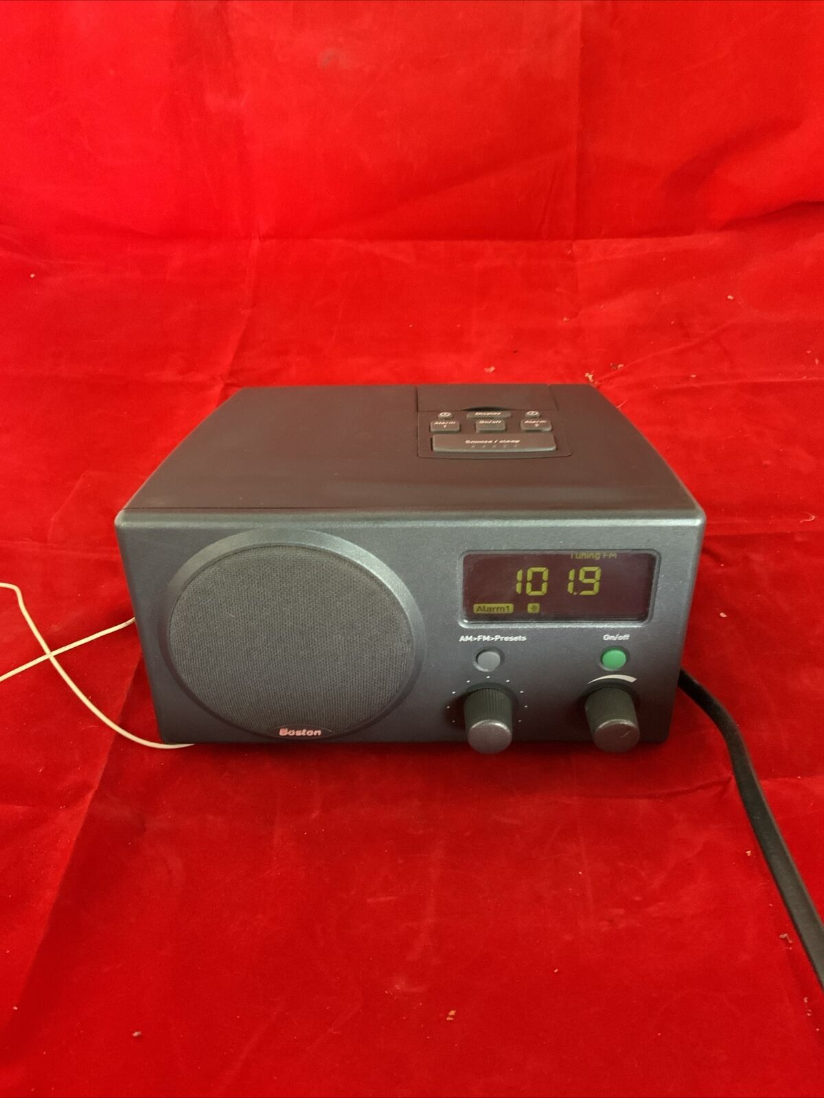 Boston Acoustics Recepter Radio AM FM Dual Alarm Clock Radio Black Tested Great