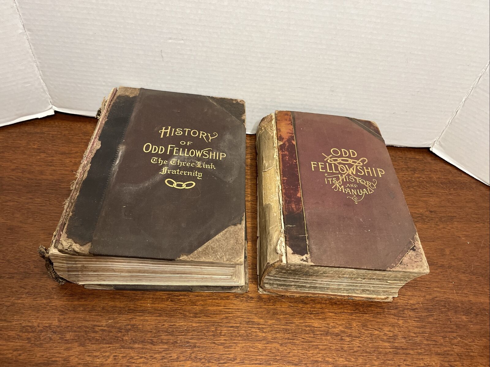 HISTORY OF ODD FELLOWSHIP The Three Link fraternity 1897 & history manual 1887